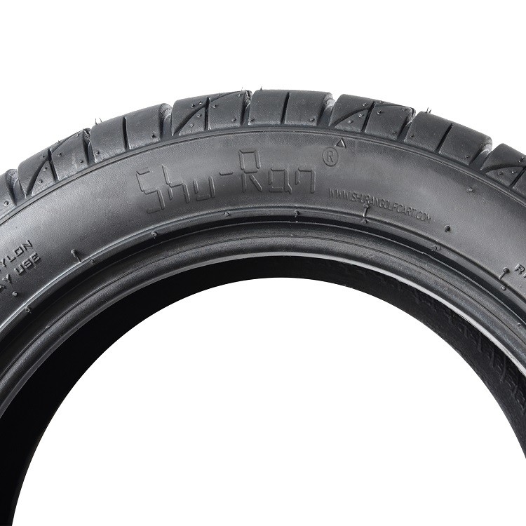 12インチの車輪と互換性がある215/40-12個の通りのチューブレス タイヤをゴルフ カート（上昇は要求しなかった）
