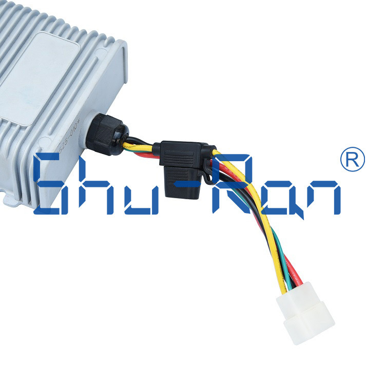 30のAmpのゴルフ カートの電圧減力剤のコンバーター48vへの二重動力源の12v